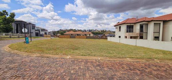 432 m² Land