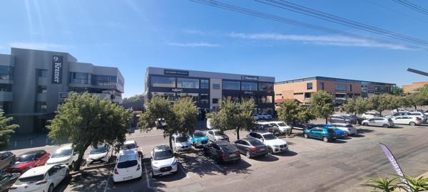 284  m² Commercial space