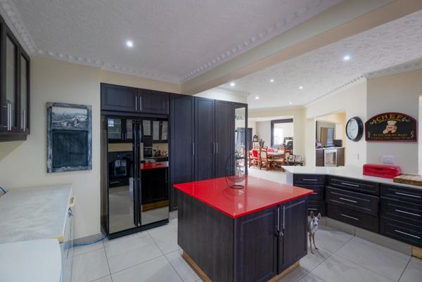 4 Bedroom Townhouse
