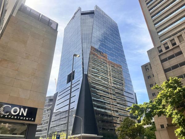 246  m² Commercial space