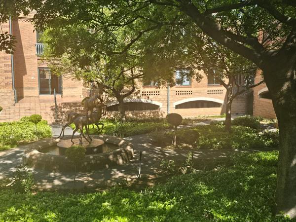 420  m² Commercial space