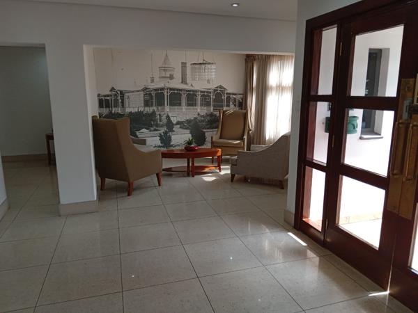 8  m² Commercial space