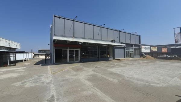 147  m² Commercial space