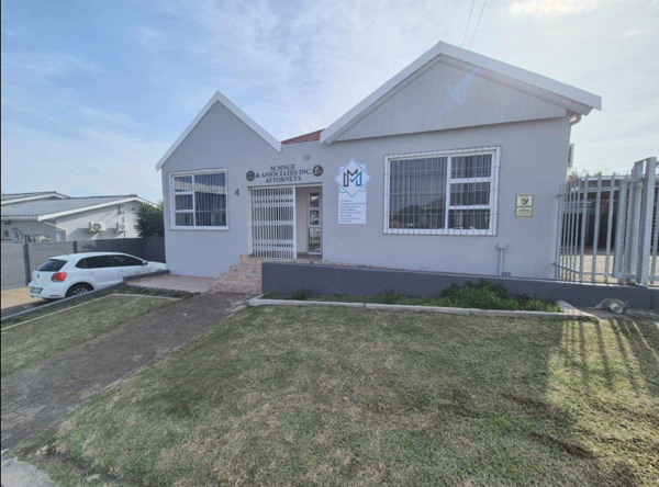 224  m² Commercial space