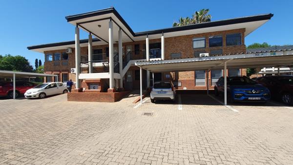 296  m² Commercial space