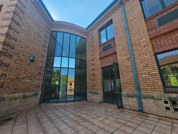 358  m² Commercial space