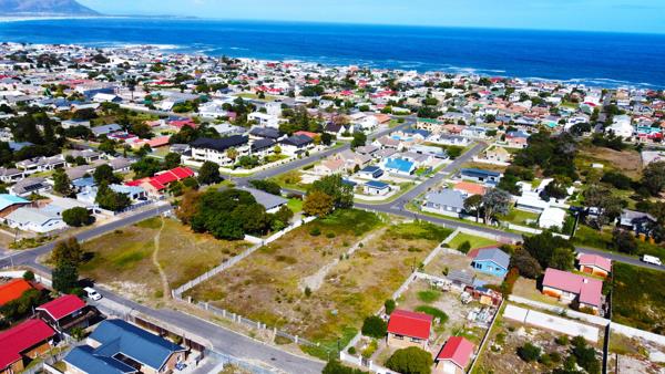 4 461 m² Land