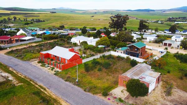 595 m² Land