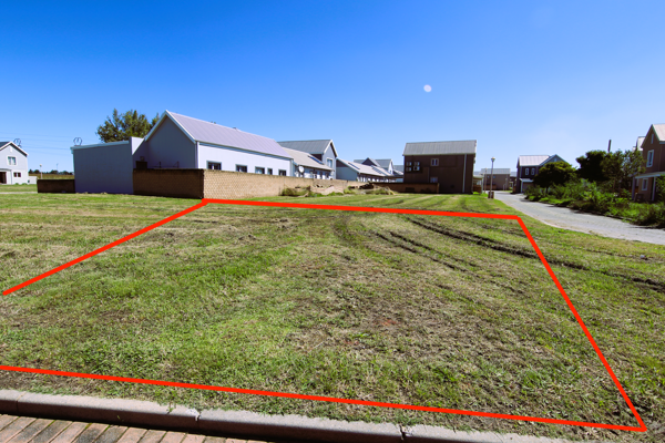 216 m² Land
