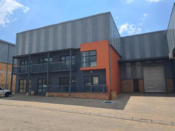 589  m² Industrial space