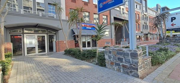 286  m² Retail Space