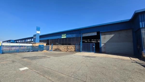 1 458 m² Industrial space