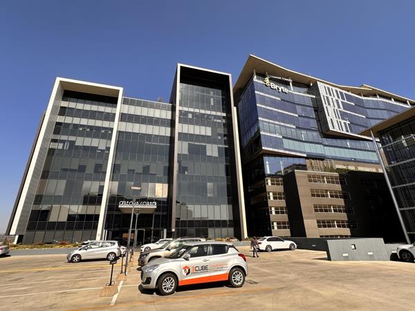 149  m² Commercial space