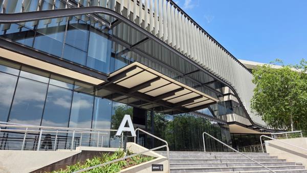 288  m² Commercial space