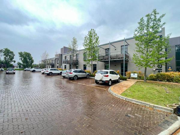 122  m² Commercial space