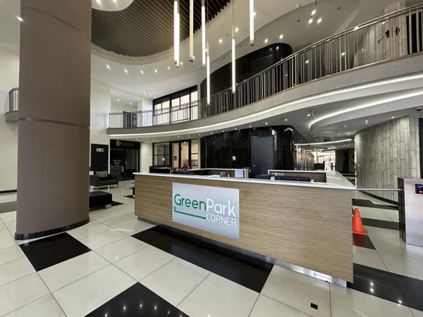 498  m² Commercial space