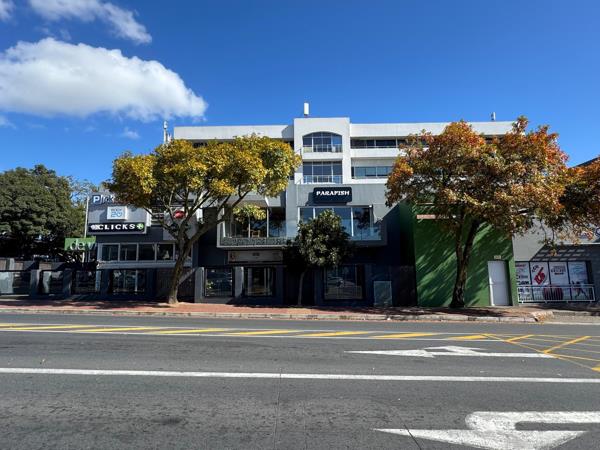 184  m² Commercial space