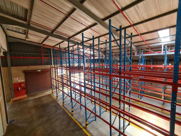 1 666  m² Industrial space