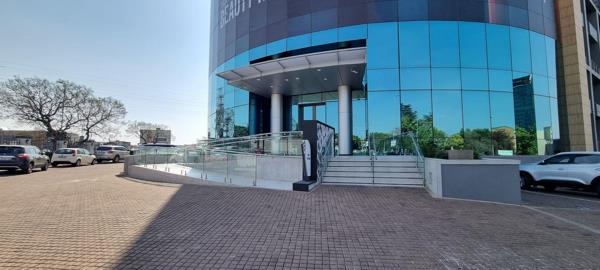 593 m² Office Space