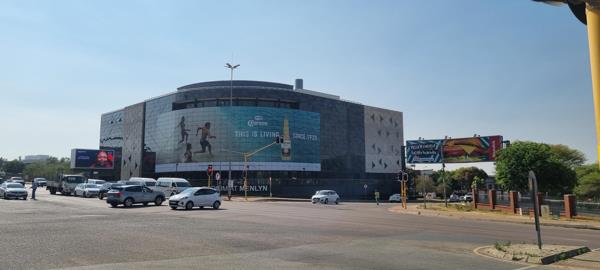 282  m² Commercial space