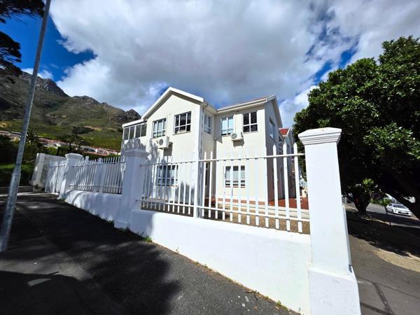 445  m² Commercial space