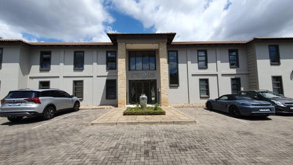 313  m² Commercial space