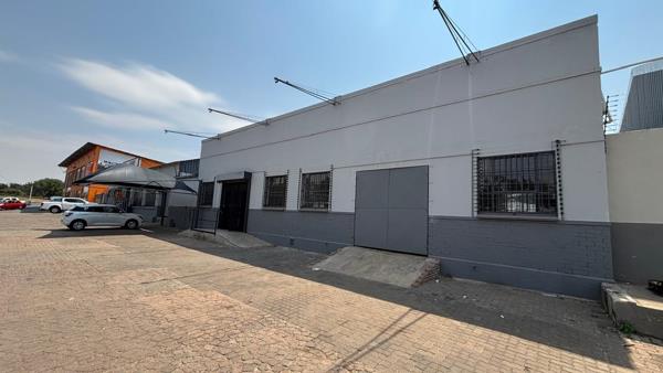 165  m² Industrial space