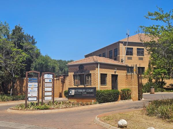 192  m² Commercial space