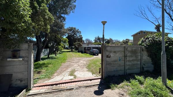 186  m² Commercial space