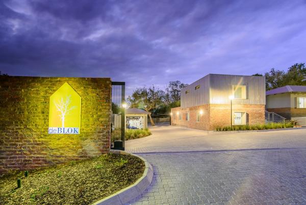 70.4  m² Office Space