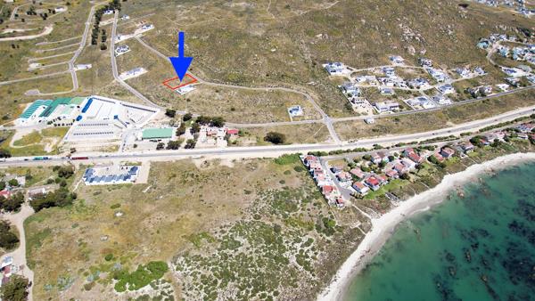 890 m² Land