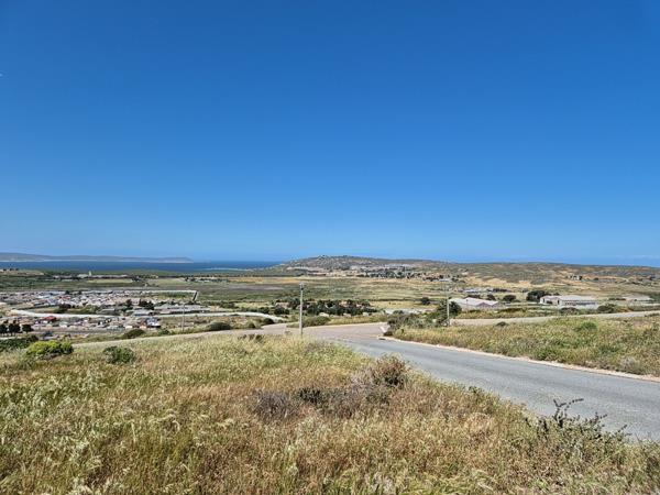 652 m² Land