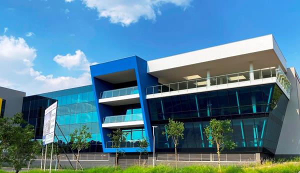 3 438 m² Office Space