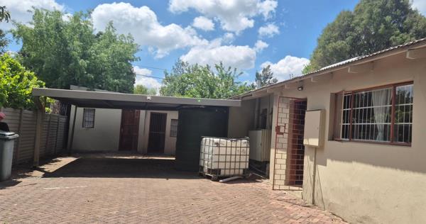 12 Bedroom House