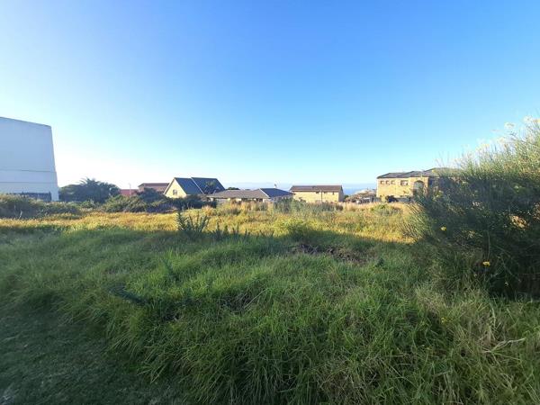 732 m² Land