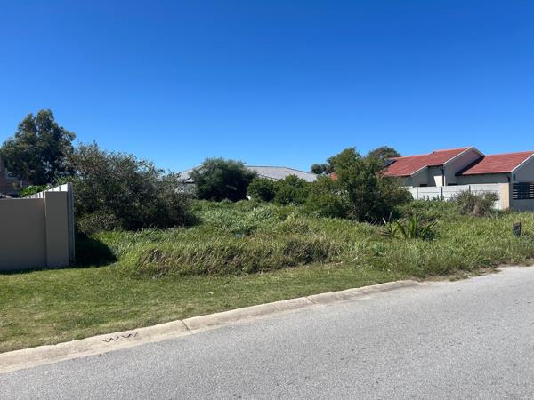 450 m² Land