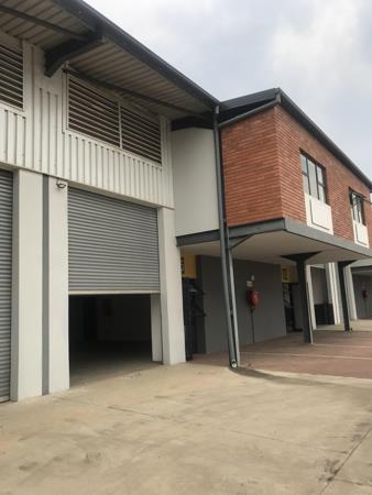 184  m² Industrial space