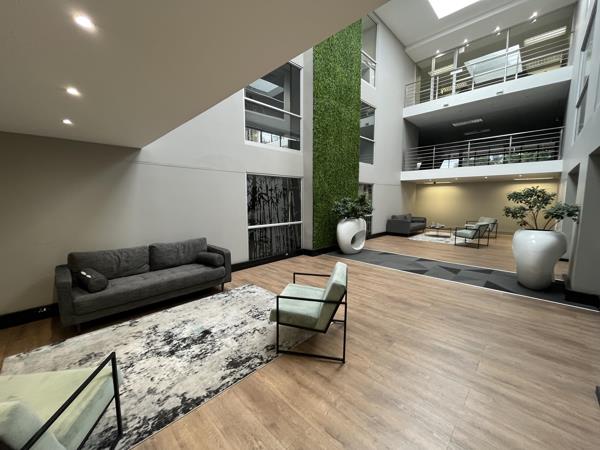 123  m² Commercial space