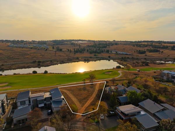 1 200 m² Land