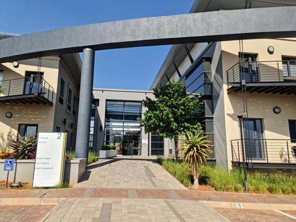 173  m² Commercial space