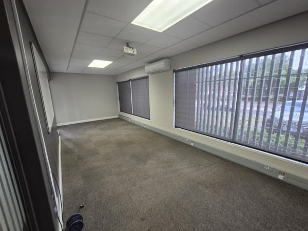 334  m² Commercial space