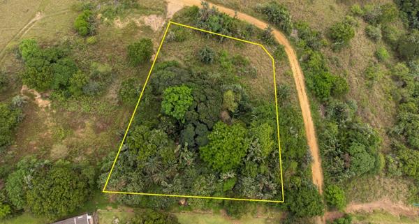 3 051 m² Land