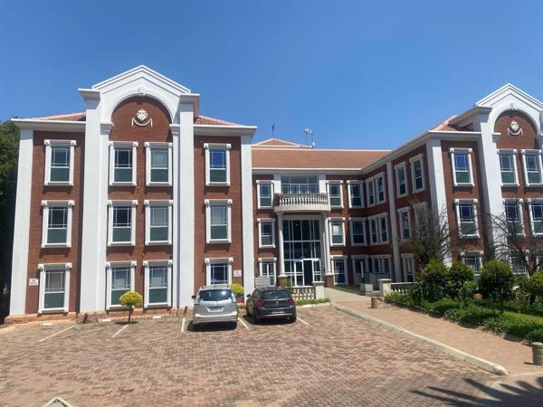 398  m² Office Space