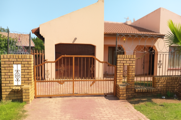 6 Bedroom House