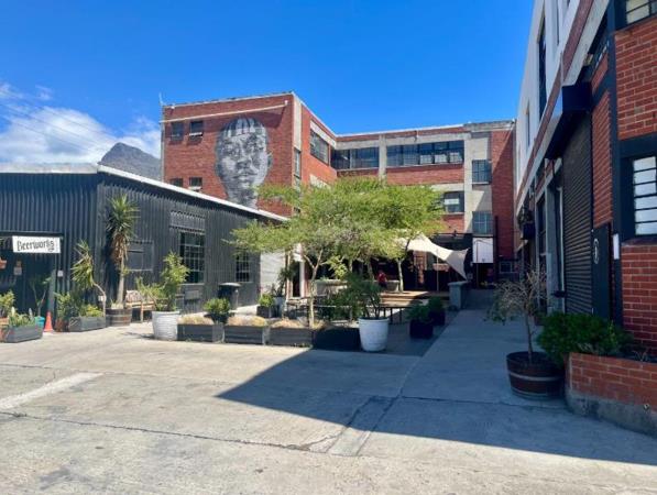 50  m² Commercial space