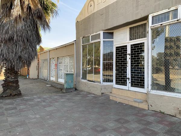 320  m² Commercial space