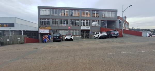 360  m² Industrial space