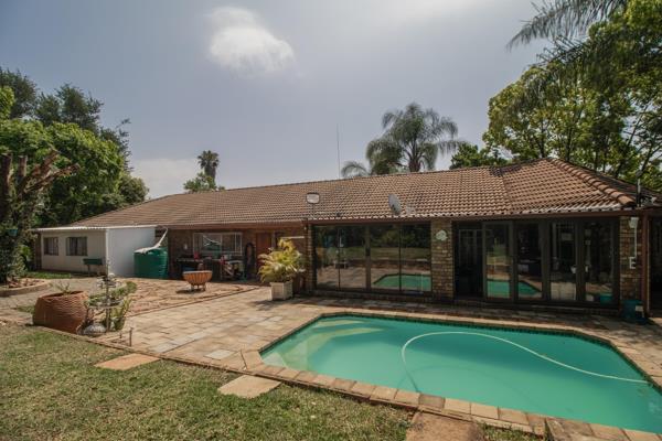 5 Bedroom House