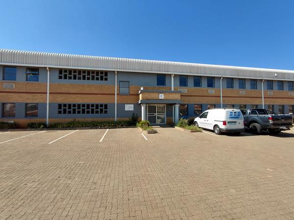 920  m² Industrial space