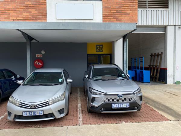 184  m² Industrial space